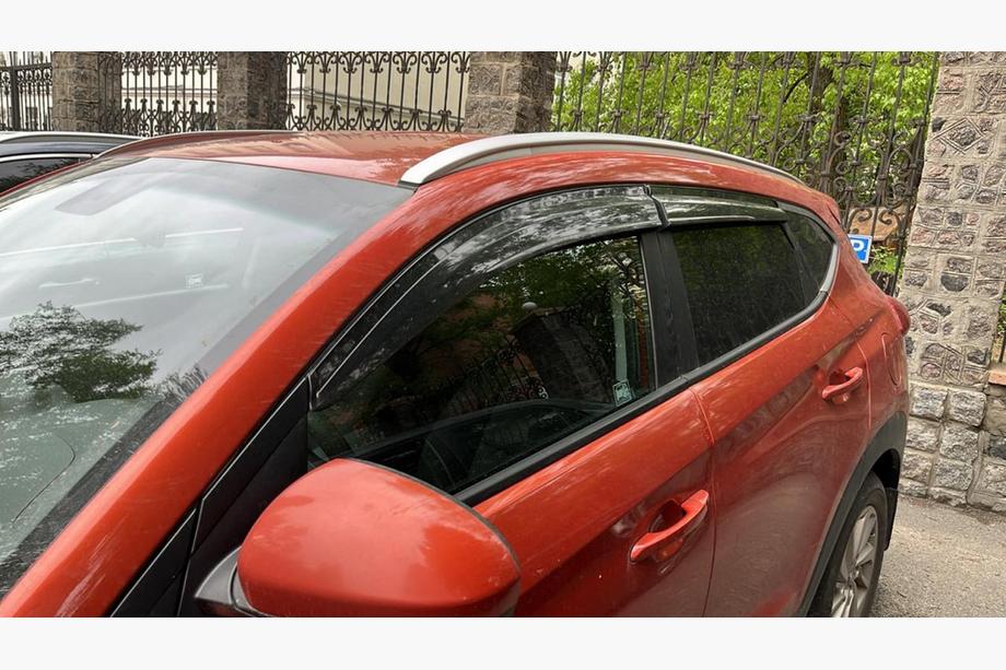 Hyundai Tucson TL 2016-2021 Déflecteurs de Vitres (4 pcs, Sunplex Sport) Photo 1