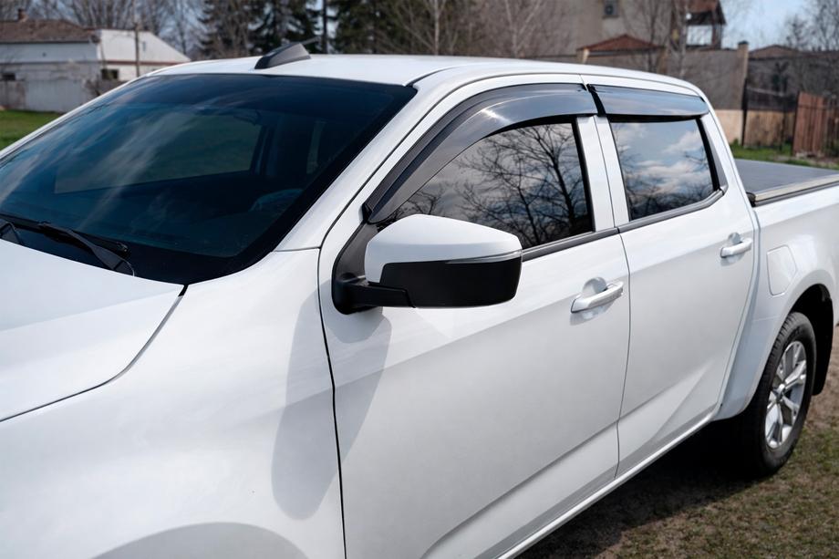 Isuzu D-Max 2019- Déflecteurs de Vitres (4 pcs, Sunplex Sport) Photo 2