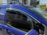 Ford Courier 2014-2023 Déflecteurs de Vitres avec Moulure Chromée (4 pcs, Sunplex Chrome) photo 3