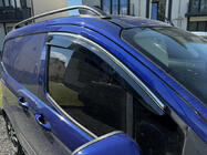 Ford Courier 2014-2023 Déflecteurs de Vitres avec Moulure Chromée (4 pcs, Sunplex Chrome) photo 2