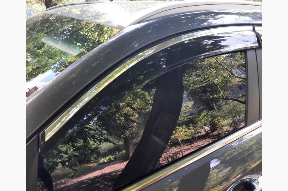Hyundai Tucson TL 2016-2021 Déflecteurs de Vitres avec Moulure Chromée (4 pcs, Sunplex Chrome) Image