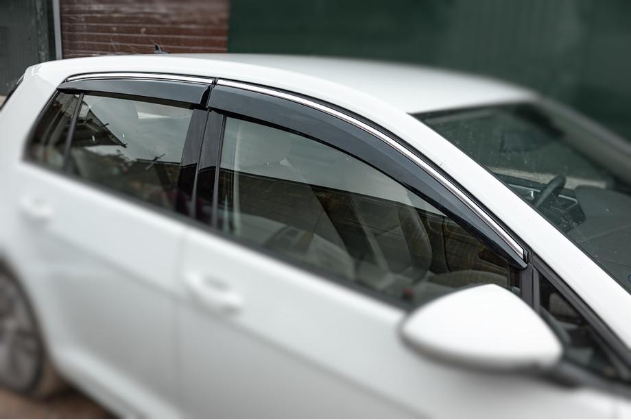 Volkswagen Golf 7/E-Golf 2012-2020 Déflecteurs de Vitres avec Moulure Chromée HB (4 pcs, Sunplex Chrome) Photo 2