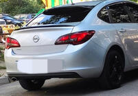 Opel Astra J 2009-2015 Becquet Lip Sedan (Sunplex, Noir) (115cm x 5,5cm) photo 1