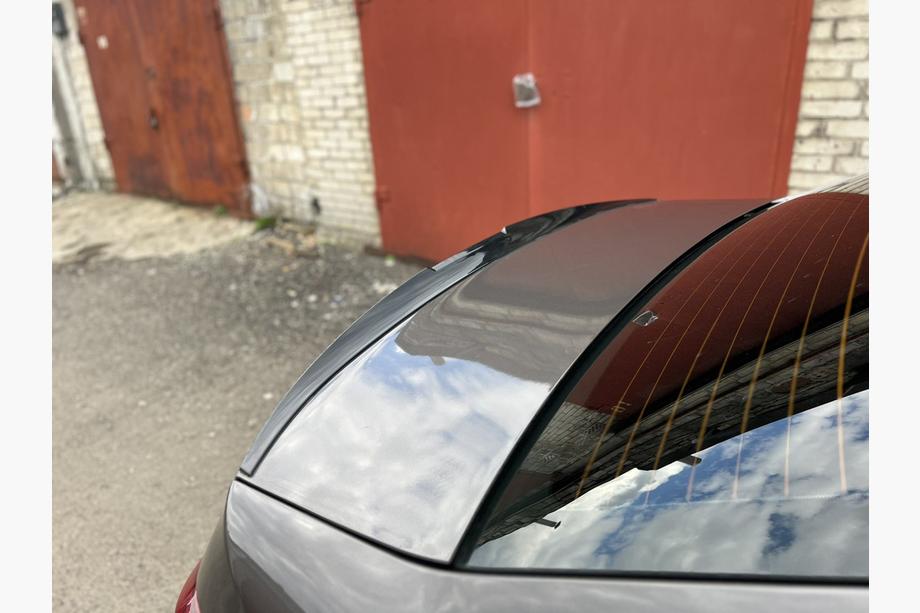 Peugeot 301 2012- Becquet Lip (Sunplex, noir) (118,5cm x 5,5cm) Image