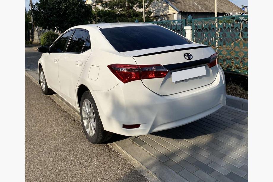 Toyota Corolla 2013-2019 Becquet Lip (Sunplex, noir) (118cm *6,4cm) Image
