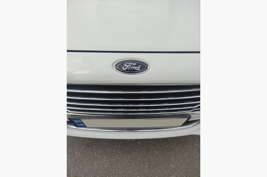 Ford Fiesta 2008-2017 Emblème avant 2013-2017 112x47mm (autocollant) Photo 3