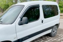 Peugeot Partner 1996-2008 Déflecteurs de fenêtre 11 cm (2 pcs, HIC) photo 1