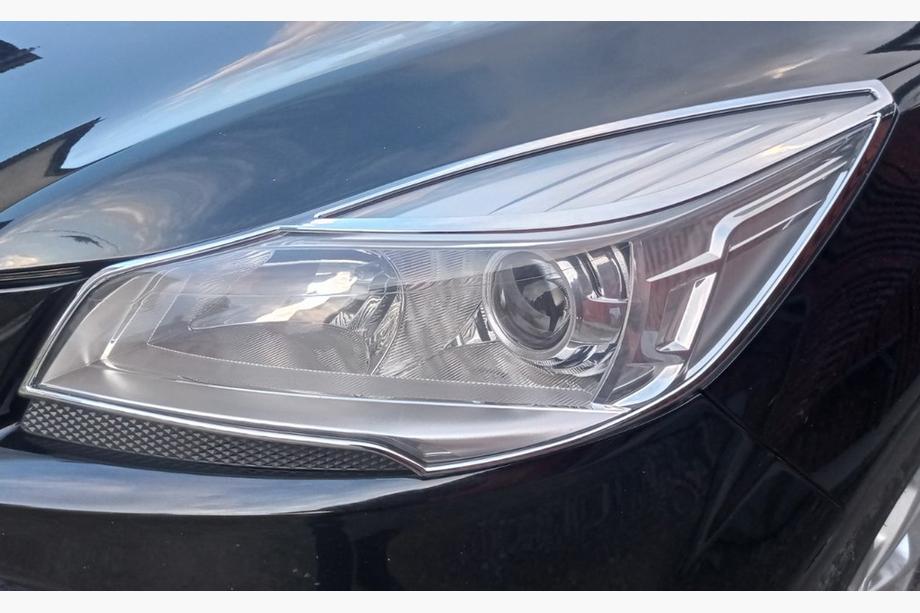 Ford Kuga/Escape 2013-2019 Couvre-phares 2013-2016 (ABS) Image
