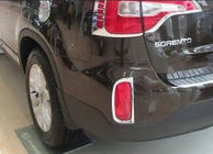Kia Sorento II XM 2009-2014 Entourages de feux antibrouillard arriere 2013+ (2 pcs, plastique) photo 1