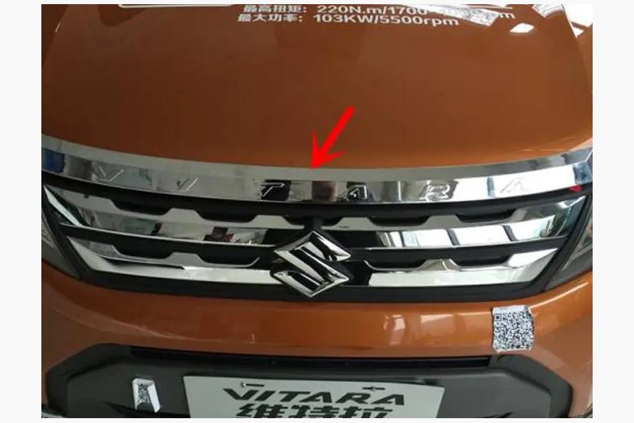 Suzuki Vitara 2015- Baguette chromée de capot Libao (ABS) Image
