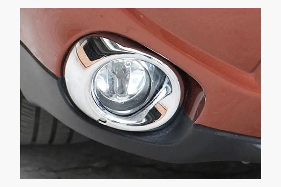 Mitsubishi Outlander 2012-2021 Caches chromés de phares antibrouillard Libao 2015-2021 (plastique) Image