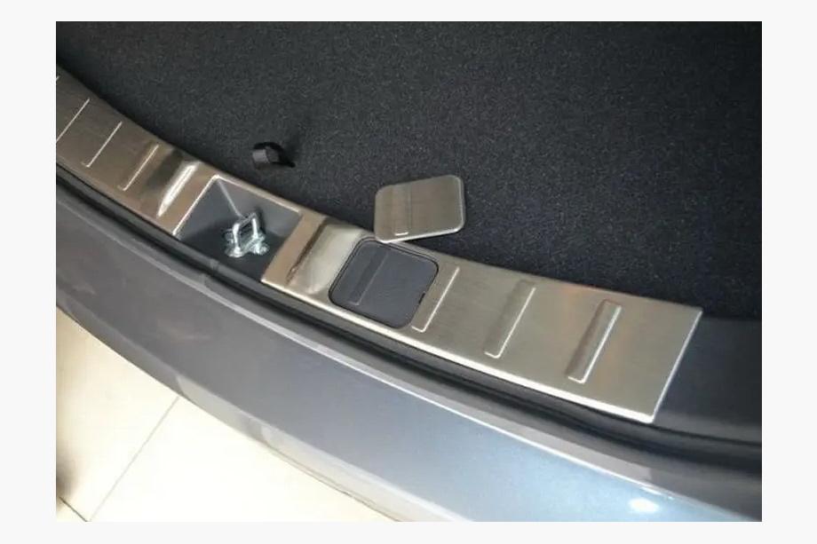 Mitsubishi Outlander 2012-2021 Seuil de coffre inox Libao (acier inoxydable) Photo 3
