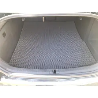 Tapis de coffre Sedan (EVA, Noir)