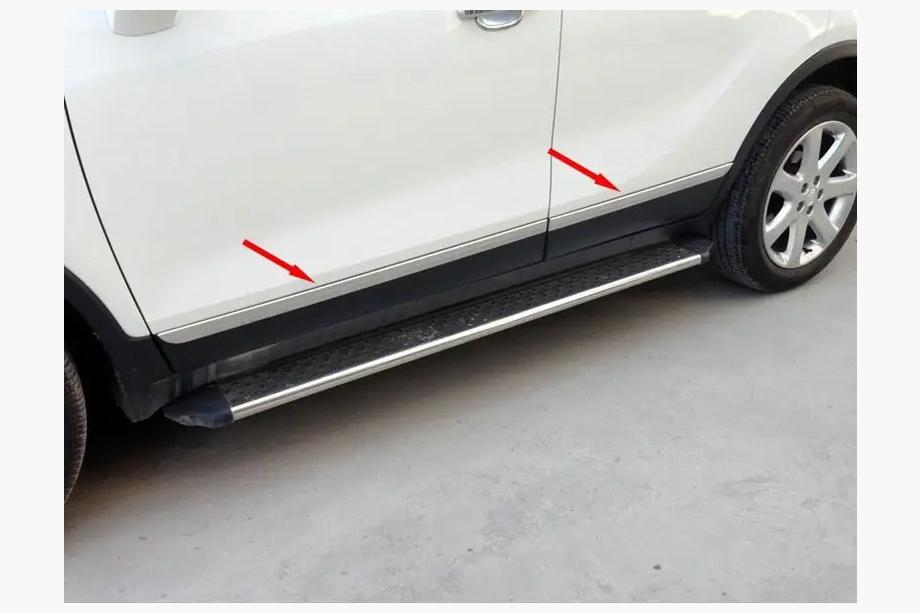 Chevrolet Trax 2012-2023 Moulures de porte Libao (4 pcs, plastique) Image