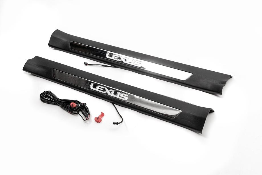 Lexus NX 2014-2021 Seuils de porte éclairés (2 pcs, plastique) Photo 2