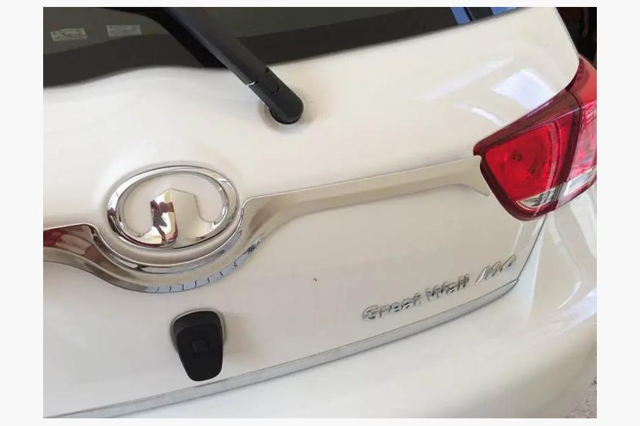 GreatWall Haval M4 2012-2021 Moulure supérieure de couvercle de coffre Libao 2012+ inox Photo 1