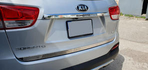 Kia Sorento III UM 2014-2020 Baguette de coffre au-dessus de la plaque Libao V2 (inox) photo 2