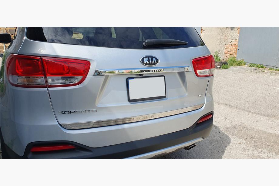 Kia Sorento III UM 2014-2020 Baguette de coffre au-dessus de la plaque Libao V2 (inox) Image