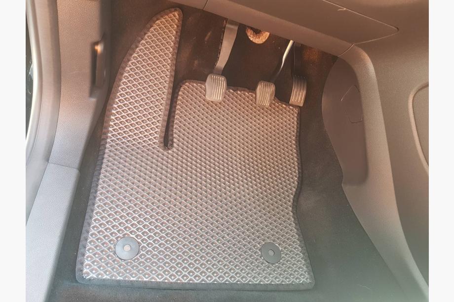 Ford C-Max/Grand C-Max 2010-2019 Tapis de sol EVA (noirs) Image