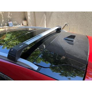 Barres de toit pour barres longitudinales intégrées Flybar (2 pcs) photo 2
