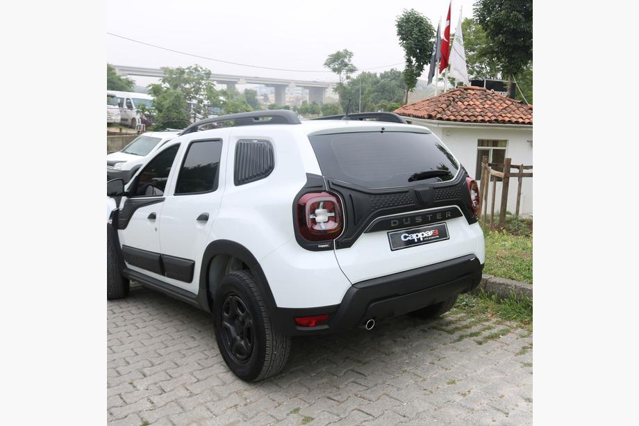 Dacia Duster 2018-2024 Cache en plastique pour couvercle de coffre (3 pieces) Photo 3
