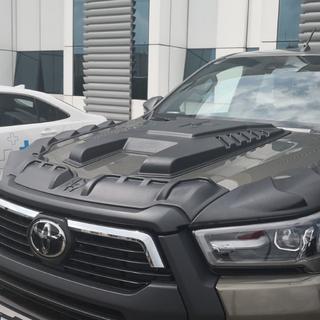 Cache de capot (2021+, ABS) Toyota Hilux 2015- photo 2