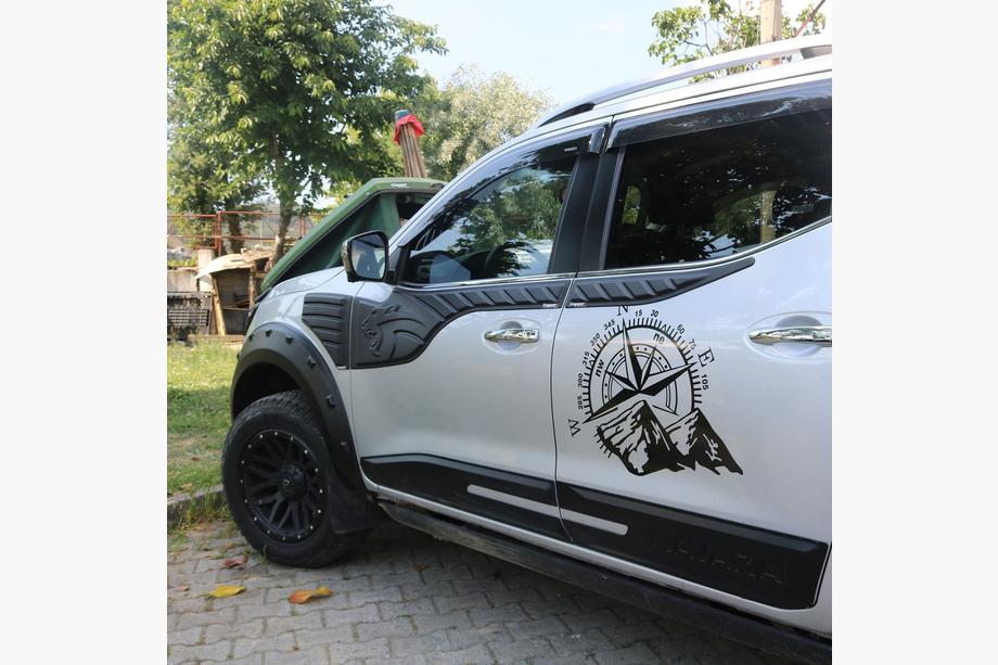 Nissan Navara/NP300 2016- Moulures supérieures de porte (6 pcs, ABS) Image