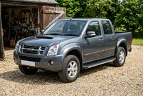 Isuzu D-Max 2002-2011 Marchepieds Latéraux Maya V1 (2007-2012, 2 pcs, Aluminium) photo 1