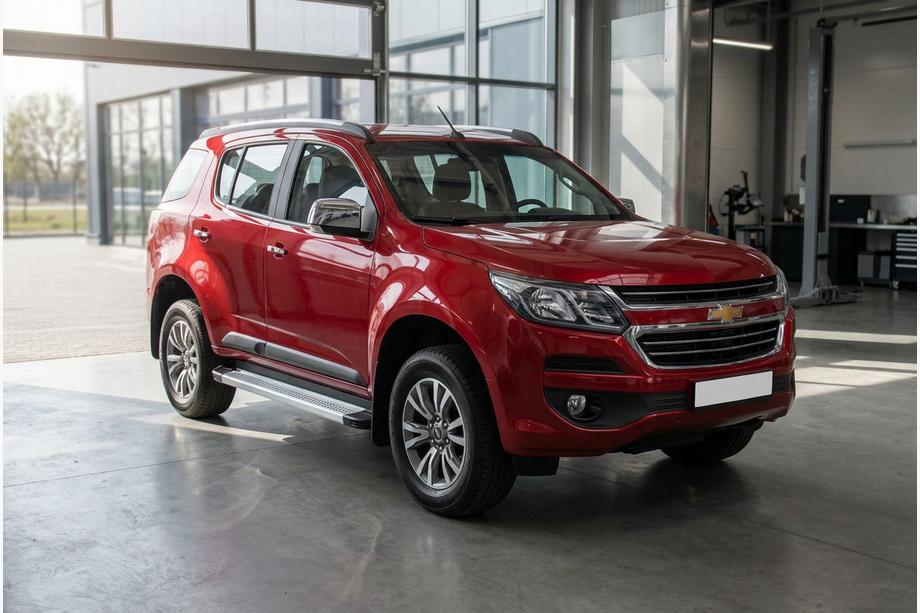 Chevrolet Trailblazer 2012-2019 Marchepieds Latéraux Maya V2 (2 pcs, Aluminium) Image