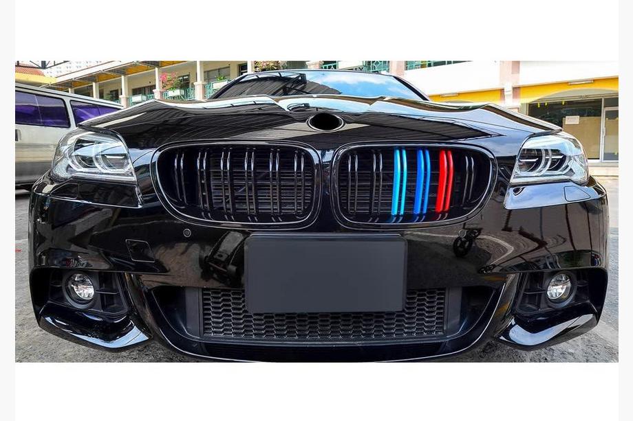 BMW 5 Series F10/F11 2010–2016 Calandre M-Look (M-Color) Photo 3
