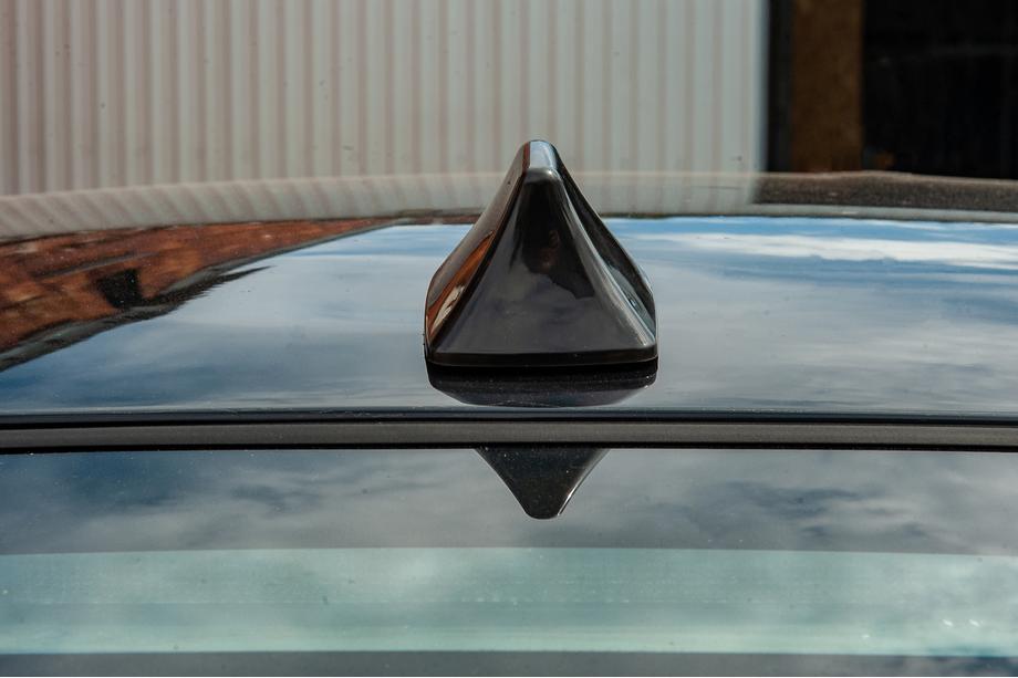 Antenne aileron de requin (noir, ABS) Photo 16