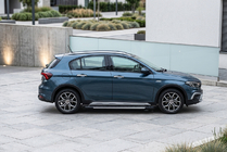 Fiat Tipo Cross 2021- Marchepieds Latéraux RedLine (2 pcs, Aluminium) photo 1