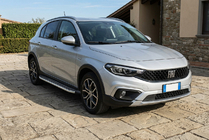 Fiat Tipo Cross 2021- Marchepieds Latéraux Fullmond (2 pcs, Aluminium) photo 1
