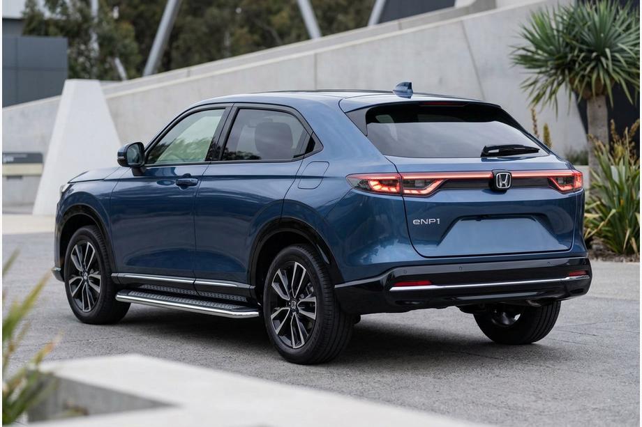 Honda HR-V 2021- Marchepieds Latéraux Maydos V2 (2 pcs, Aluminium) Image