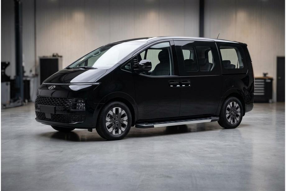 Hyundai Staria 2021- Marchepieds Latéraux RedLine V1 (2 pcs, Aluminium) Image