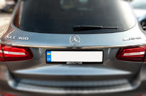 Mercedes GLC X253 2015-2022 Baguette chromée au-dessus de la plaque d'immatriculation (inox) photo 2