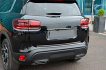 Citroen C5 Aircross 2017-2025 Baguette chromée au-dessus de la plaque d'immatriculation (inox) photo 4