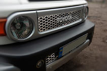 Toyota FJ Cruiser 2006-2022 Couvre-calandre chromés (acier inoxydable) photo 2