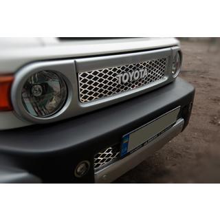 Couvre-calandre chromés (acier inoxydable) Toyota FJ Cruiser 2006-2022 photo 2