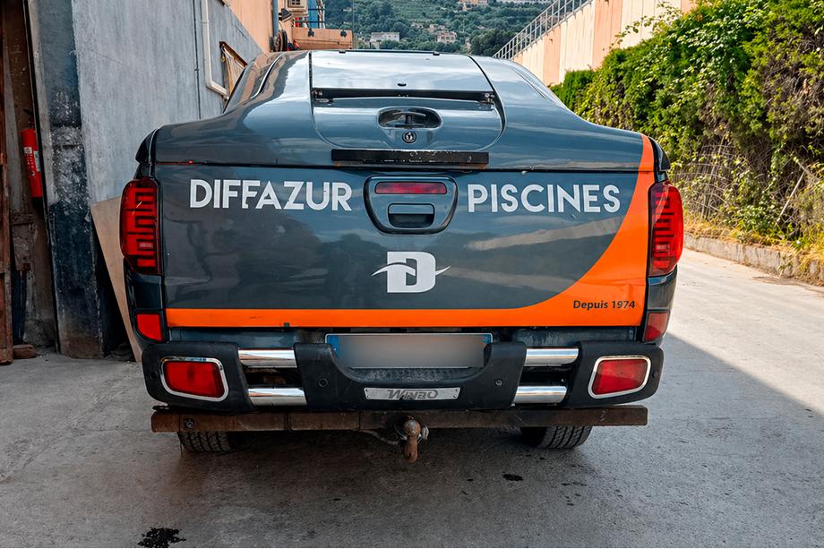 Mitsubishi L200 2006-2015 Protection Arrière D124537 (Inox) Image